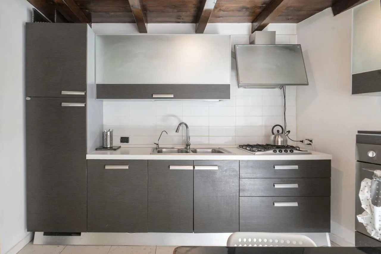 Rem Apartment - Moscatelli Бари